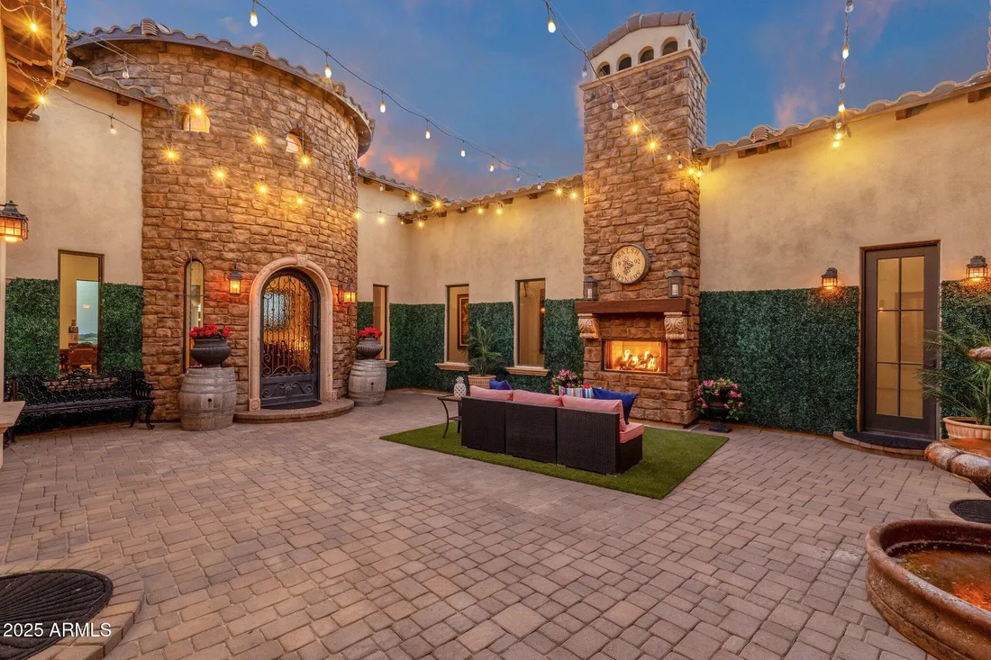 $2,395,000 Residential Fountain Hills