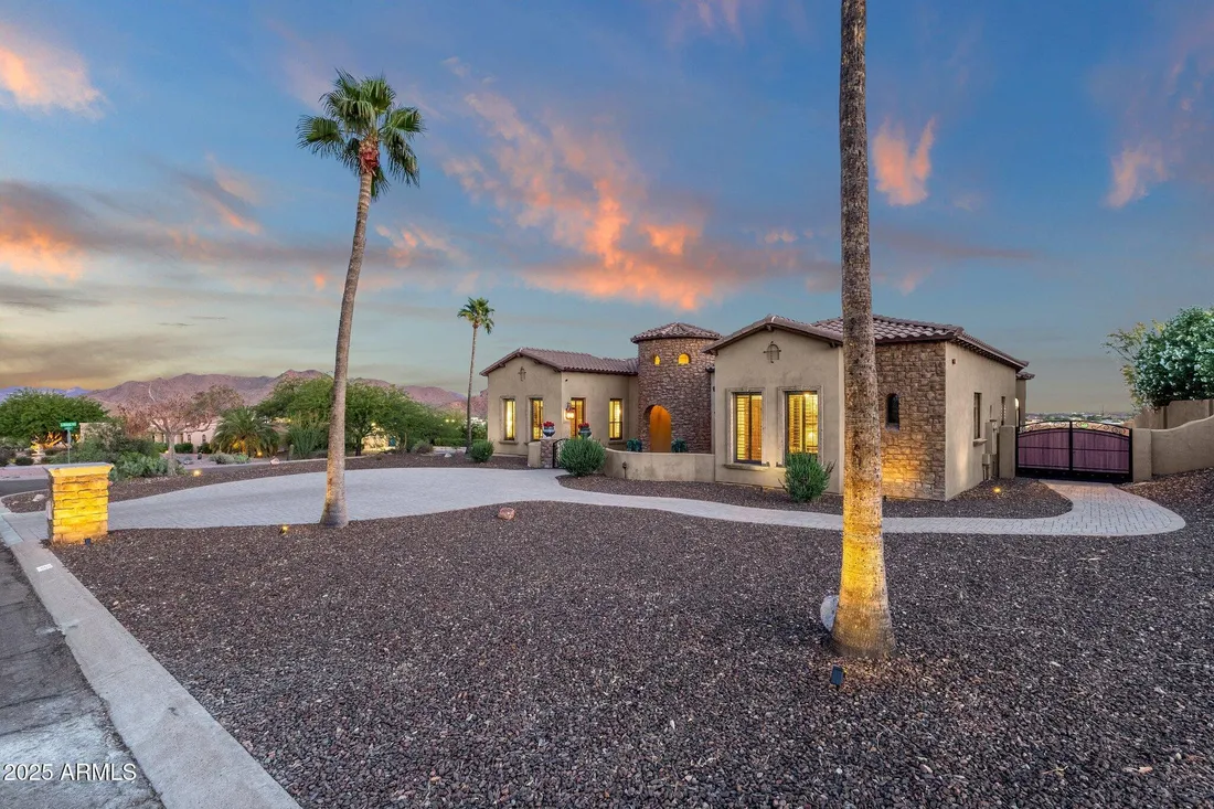 $2,395,000 Residential Fountain Hills