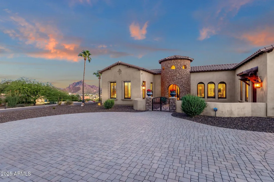 $2,395,000 Residential Fountain Hills