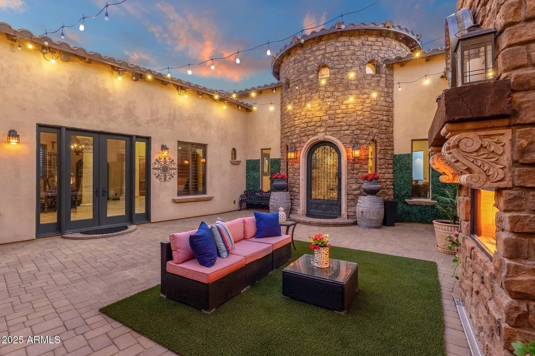 $2,395,000 Residential Fountain Hills