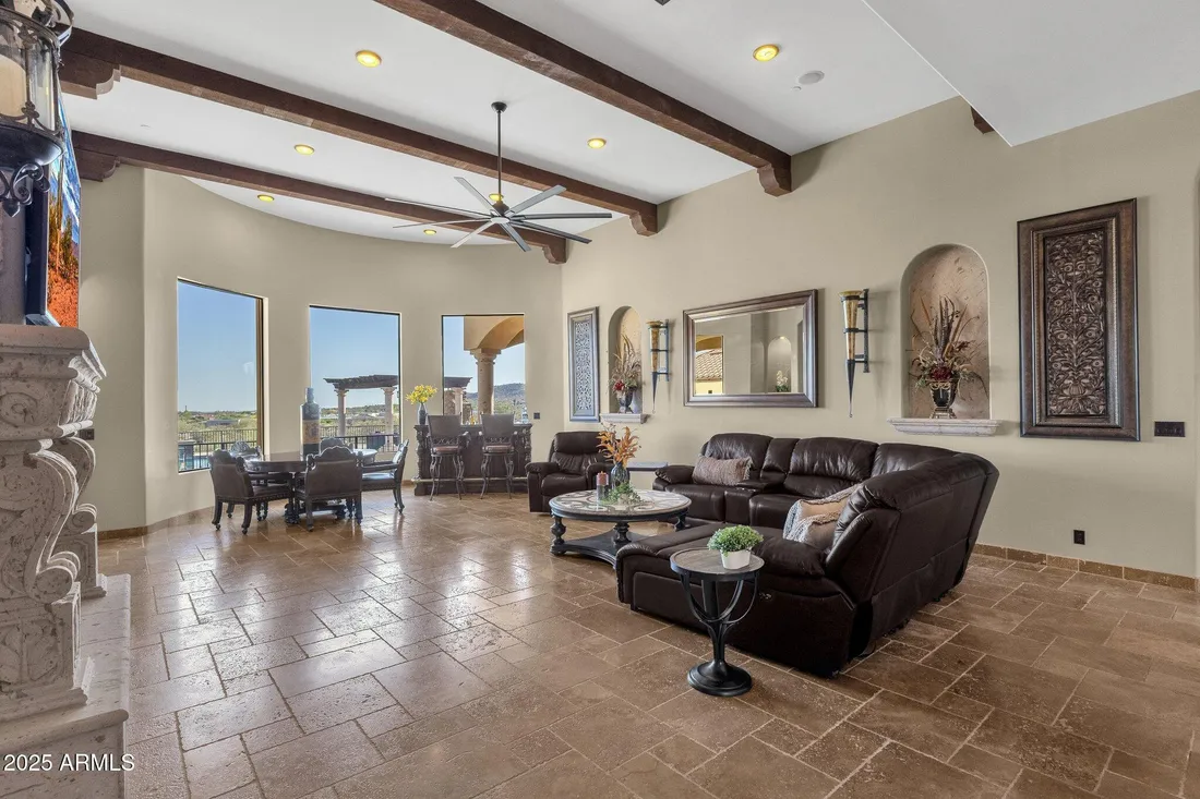 $2,395,000 Residential Fountain Hills