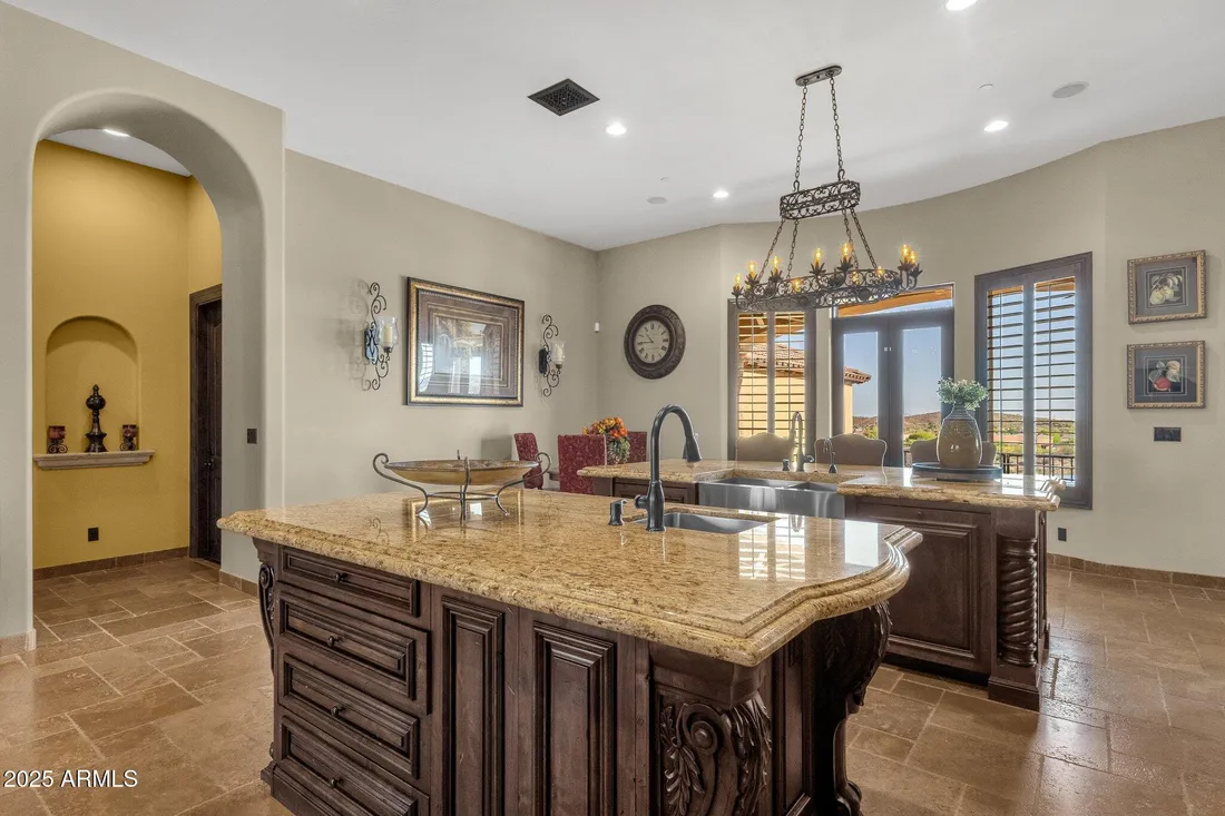 $2,395,000 Residential Fountain Hills