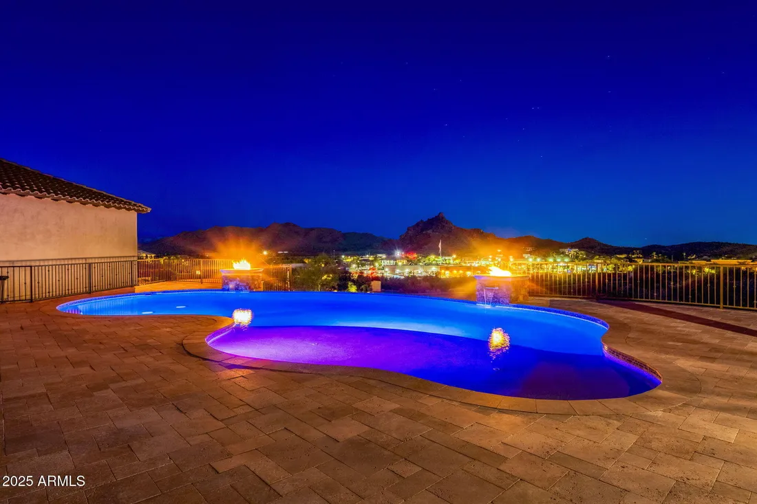 $2,395,000 Residential Fountain Hills