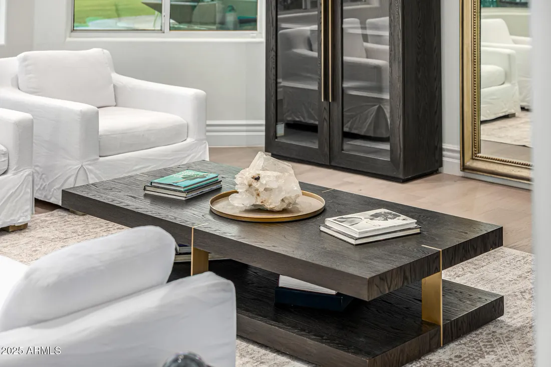 $3,500,000 Residential Mesa