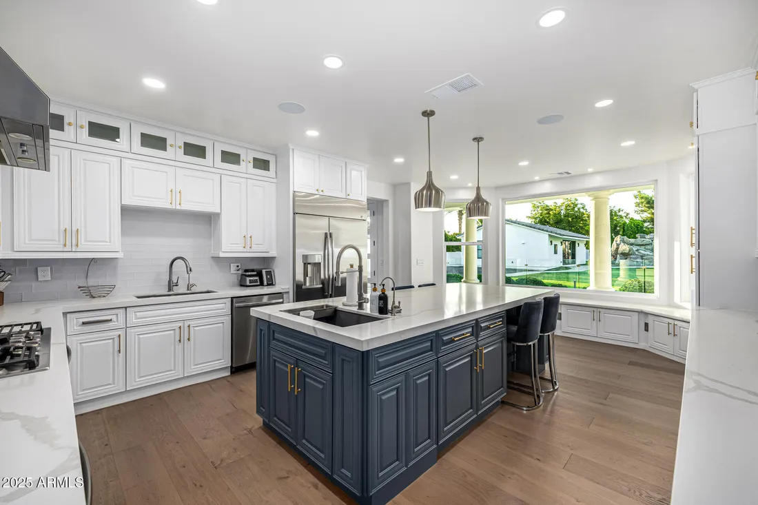 $3,500,000 Residential Mesa