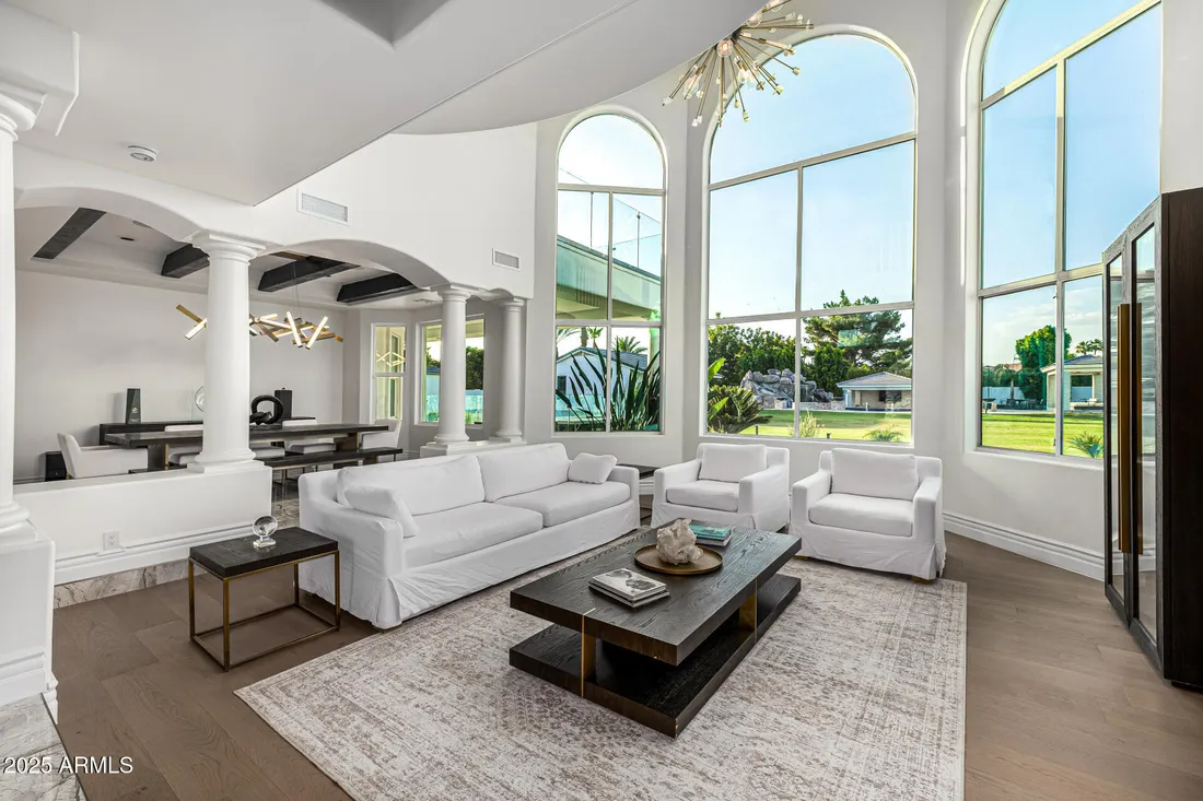 $3,500,000 Residential Mesa