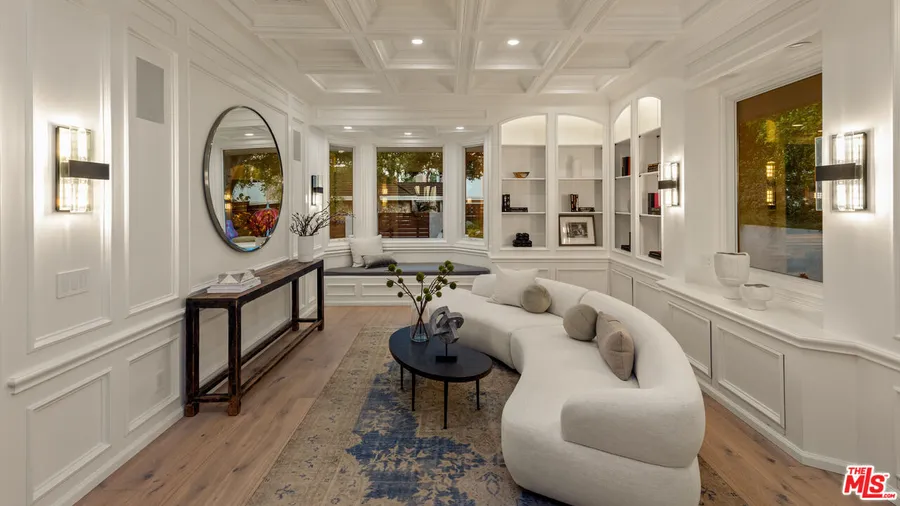 5 Bedrooms Single Family Detached  $7,795,000