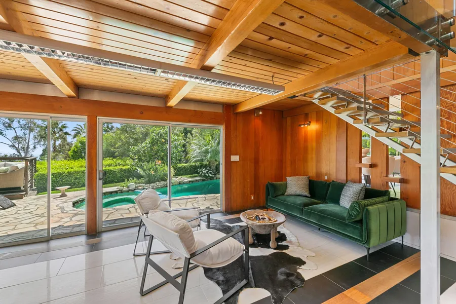 1470 N Tigertail Rd  $4,495,000 $4,750,000 5%