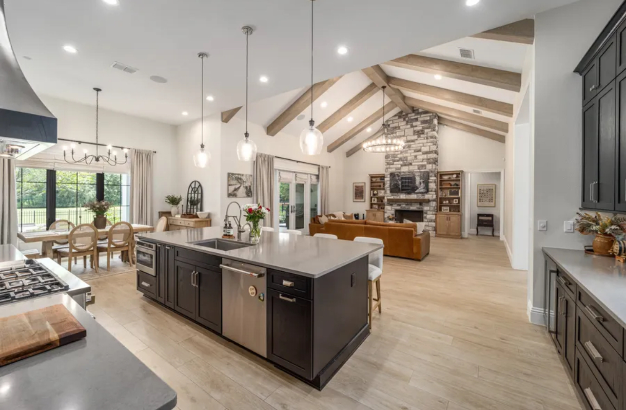 Located Near The World Equestrian Center $3,499,999