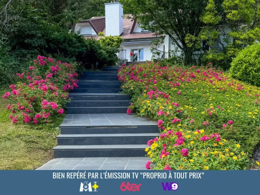 Propriété Exceptionnelle De 315m2 Sur 4845m2 De Terrain