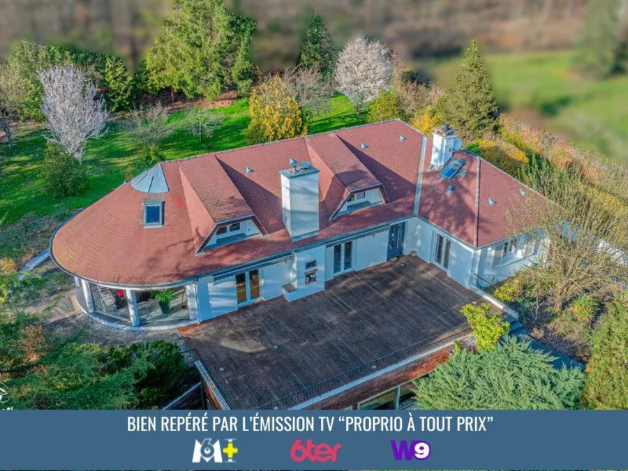 Propriété Exceptionnelle De 315m2 Sur 4845m2 De Terrain