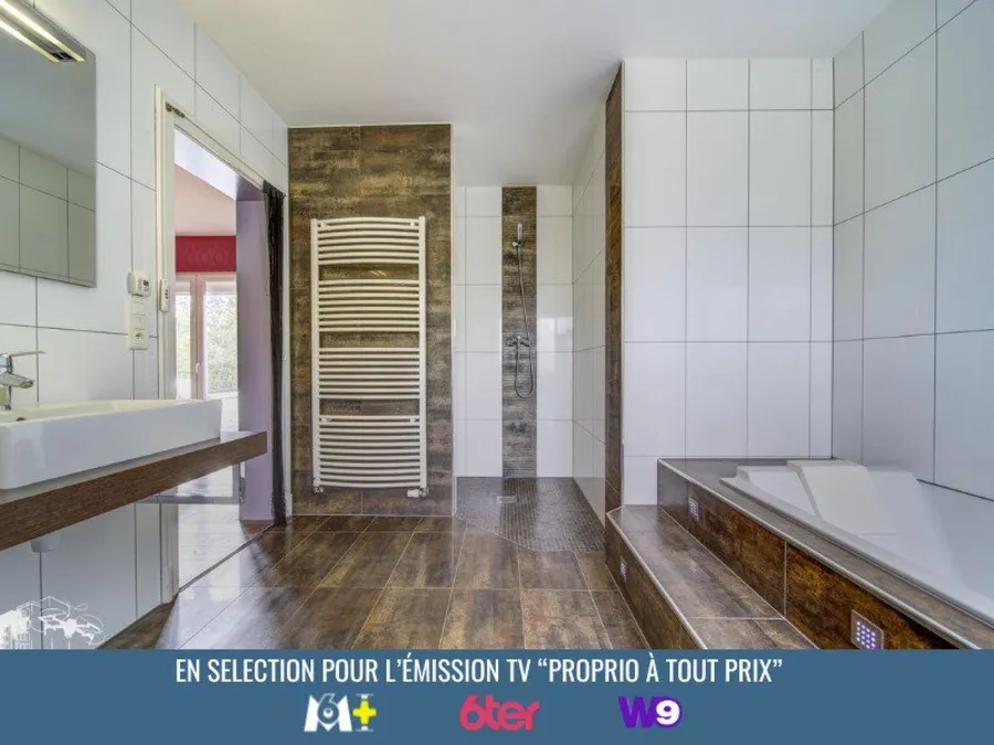 Propriété Exceptionnelle De 315m2 Sur 4845m2 De Terrain